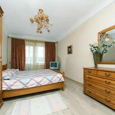 Apartment уютная на лукьяновке Kiew